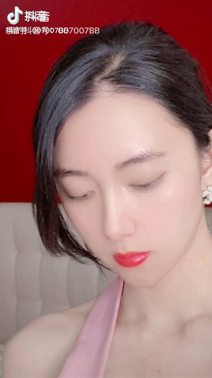 你宁愿错过 也不愿意主动是嘛? 牙套拉丝 我超甜