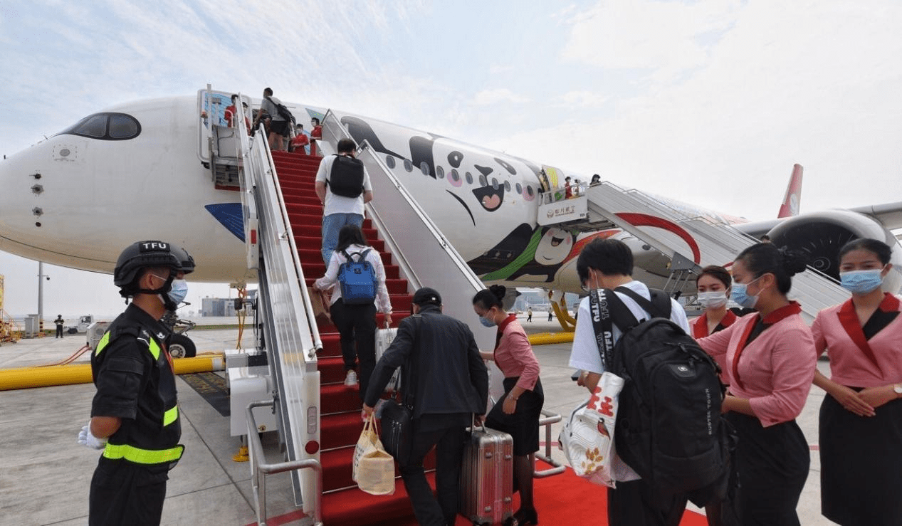 成都双机场是喜是忧50公里极限通勤还要推高房价