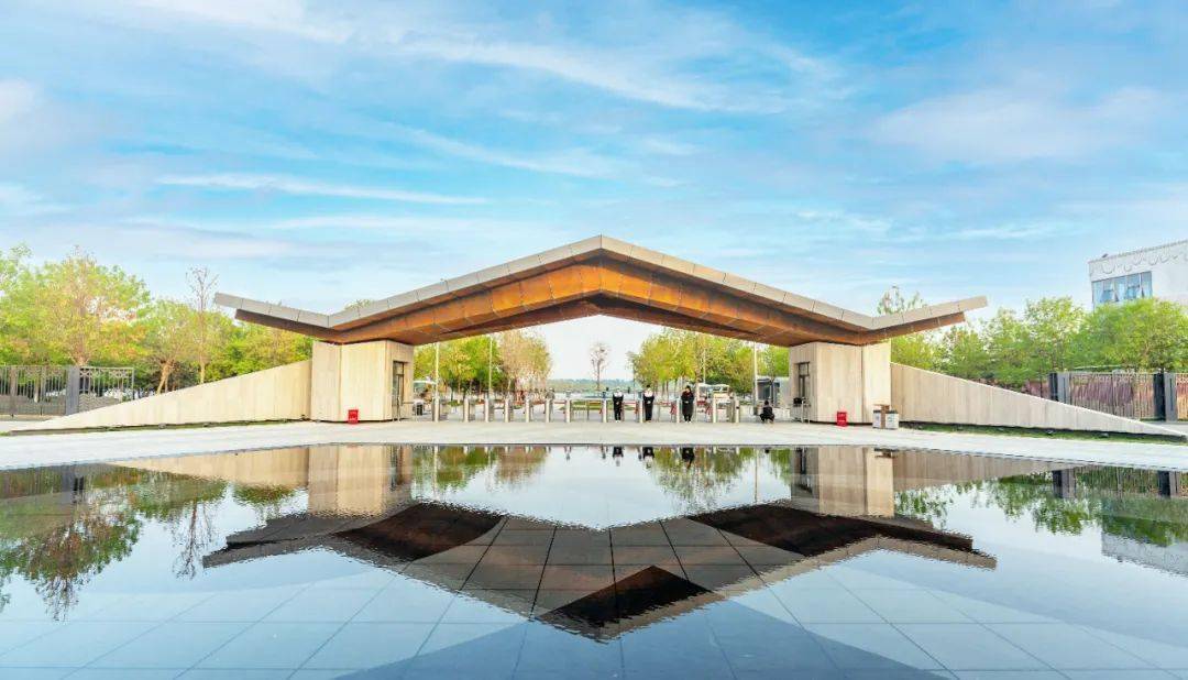 今天带你到唐山南湖开滦旅游景区认认门