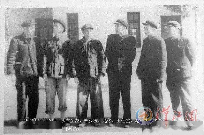 什么是社会主义革命时期 60abc98c82394c238a515b593c7be454.jpeg