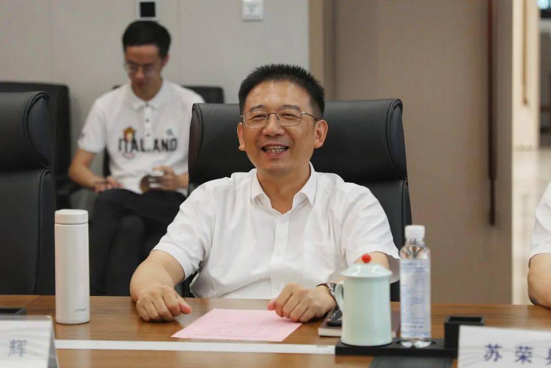 金华开发区党工委书记张旭辉对蚌埠开发区党政代表团一行的到来表示