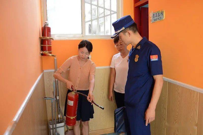 防火墙|筑牢校园安全“防火墙” 武都消防联合教育局对辖区幼儿园开展安全检查