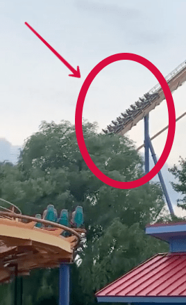 惊华人网红打卡地加拿大最大游乐园开园第一天就出事过山车骤停游客被