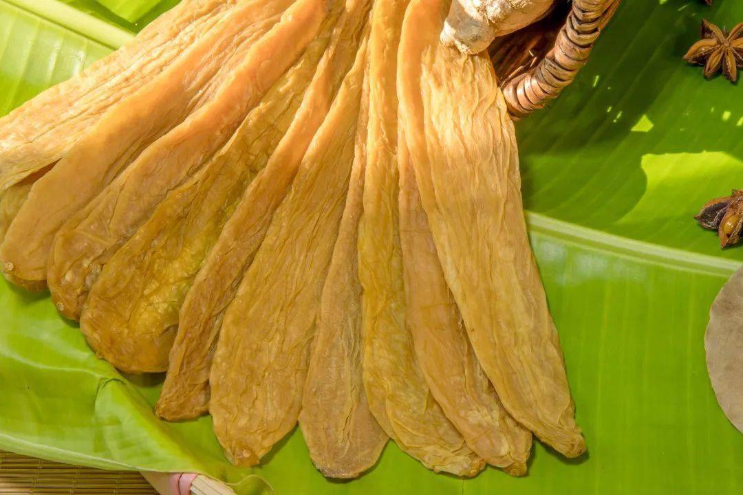 笪桥黄瓜-( 翠的特产食品有限公司 )-化州拖罗饼-( 化州市丽登食品