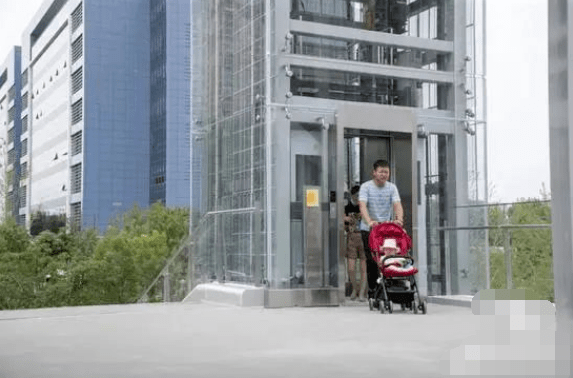 什么叫垂直电梯 d1a8df3206404fa898973ed5658b2fcf.png