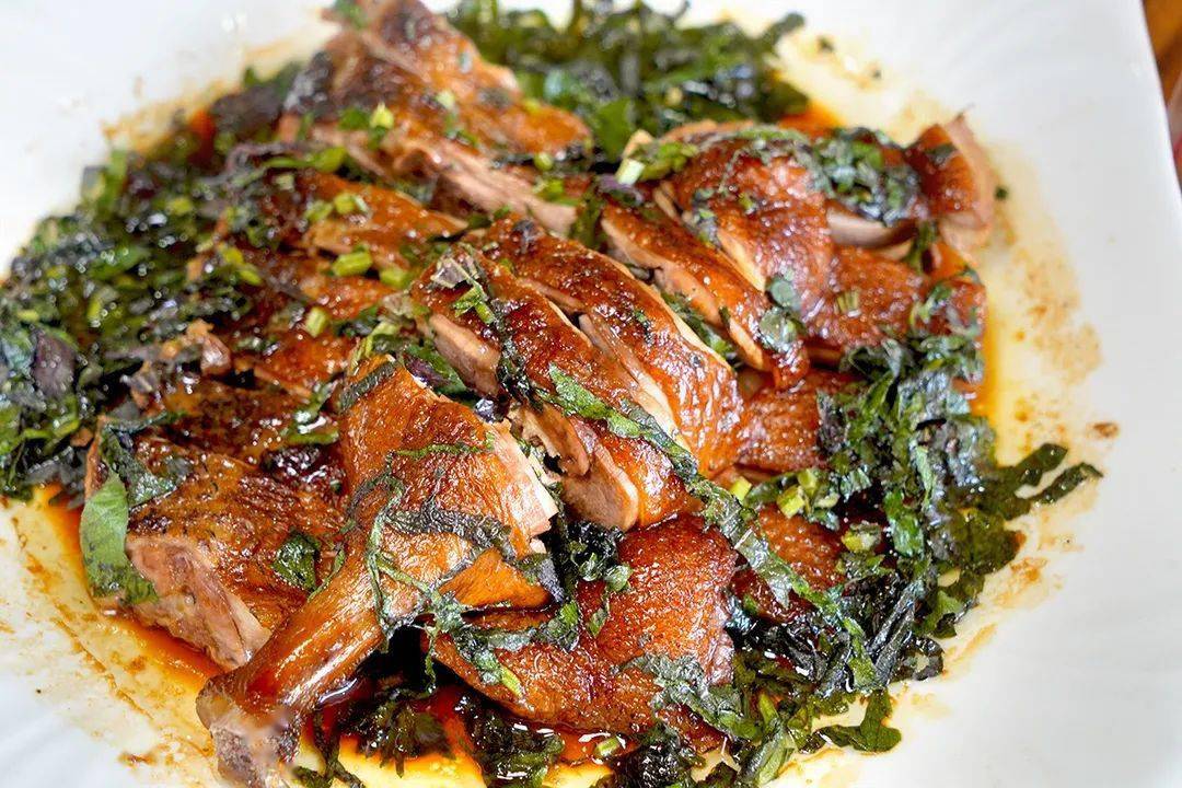 藏在罗定这条街里的香辣大闸蟹鲜香开胃又过瘾