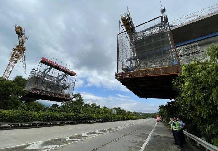 注意广昆高速玉林北寒山收费站部分路段实行交通管制时间为