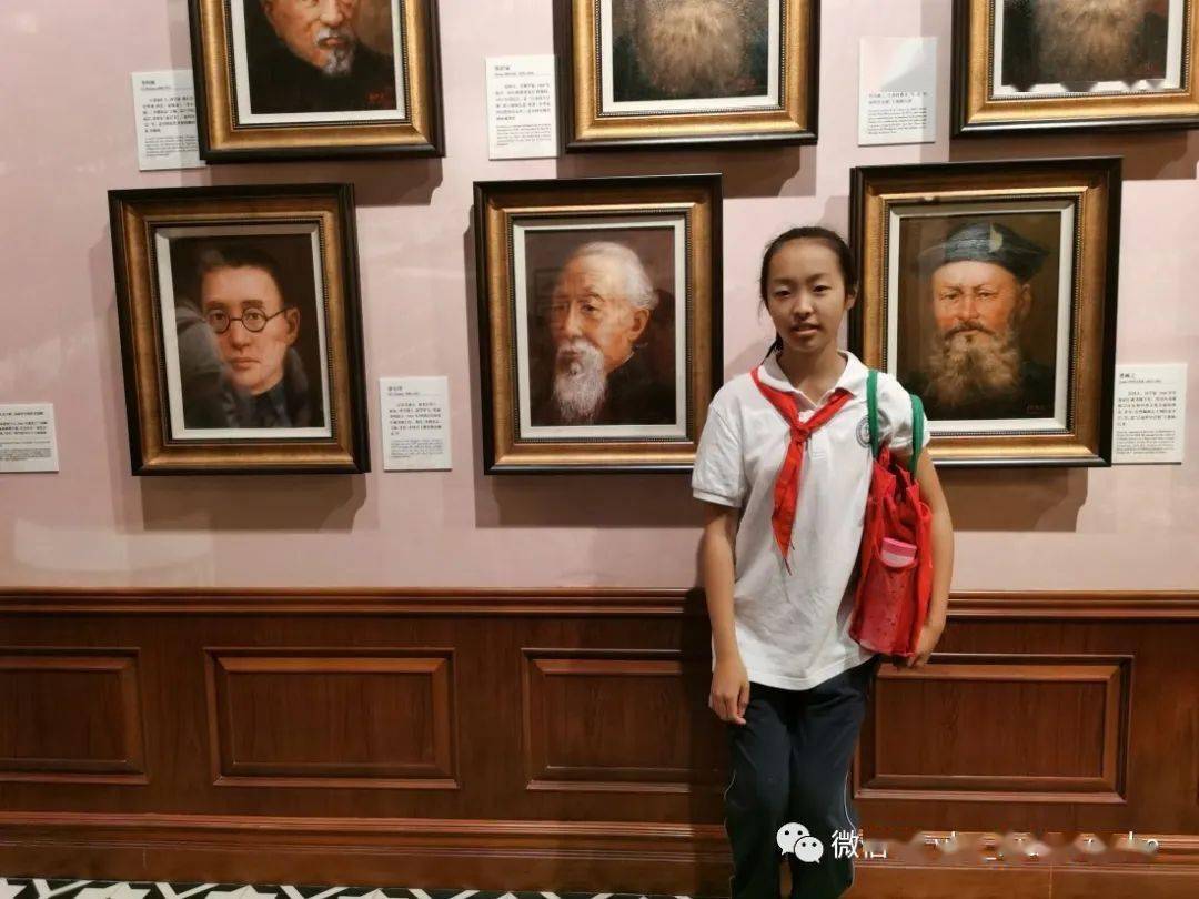 有志于上复旦大学的同学纷纷前往复旦大学创始人兼首任校长马相伯的