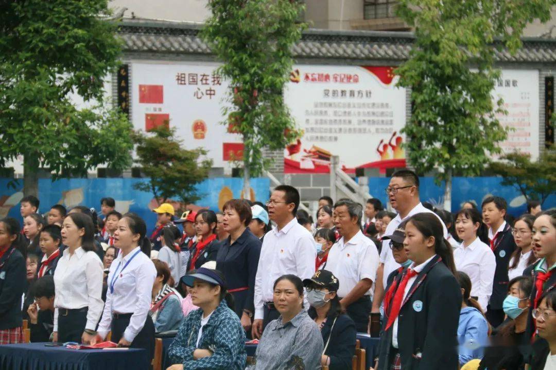 坊子凤山小学图片