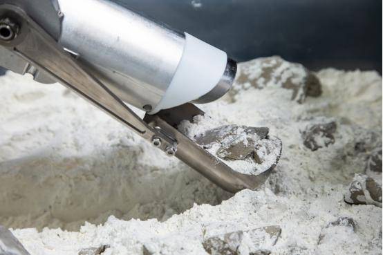 保障|“修例风波”中大学突遭暴徒打砸，香港科学家冒险保障火星相机交付