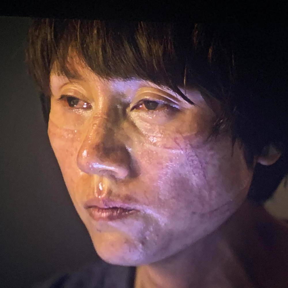 除了张院长之外,袁泉扮演的文婷主任,李晨扮演的上海来的主任,还有易