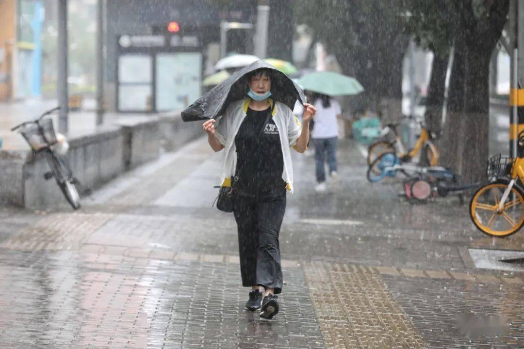 最强降雨中的北京