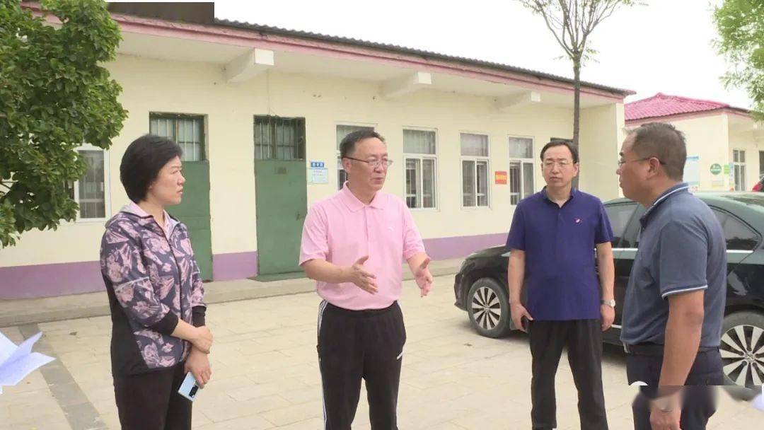 县委常委,办公室主任吕玉峰,政府副县长董立鸿及相关单位负责人参加