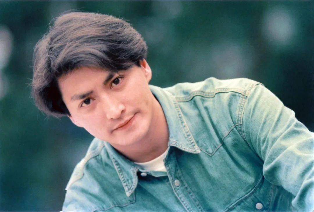 "展昭"何家劲:曾沦为扛尸工人,替"包拯"出头遭封杀,如今开厂身价过亿