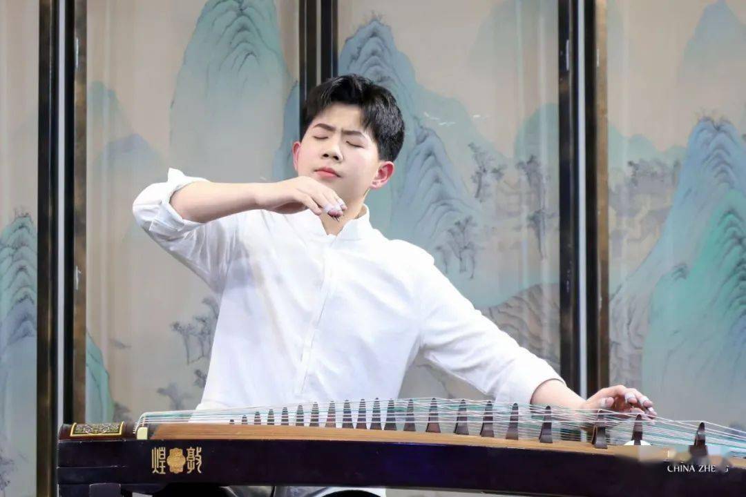 王文彬古筝演奏能力飙升营——这个暑假和榜样一起努力!