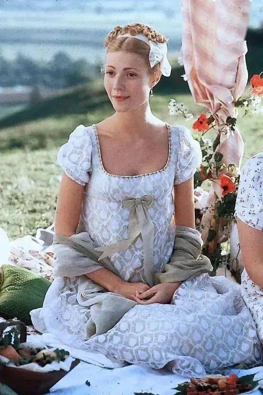 欧洲|200多年了,简·奥斯汀最爱的美裙依旧经典!胸以下全是腿靠它了