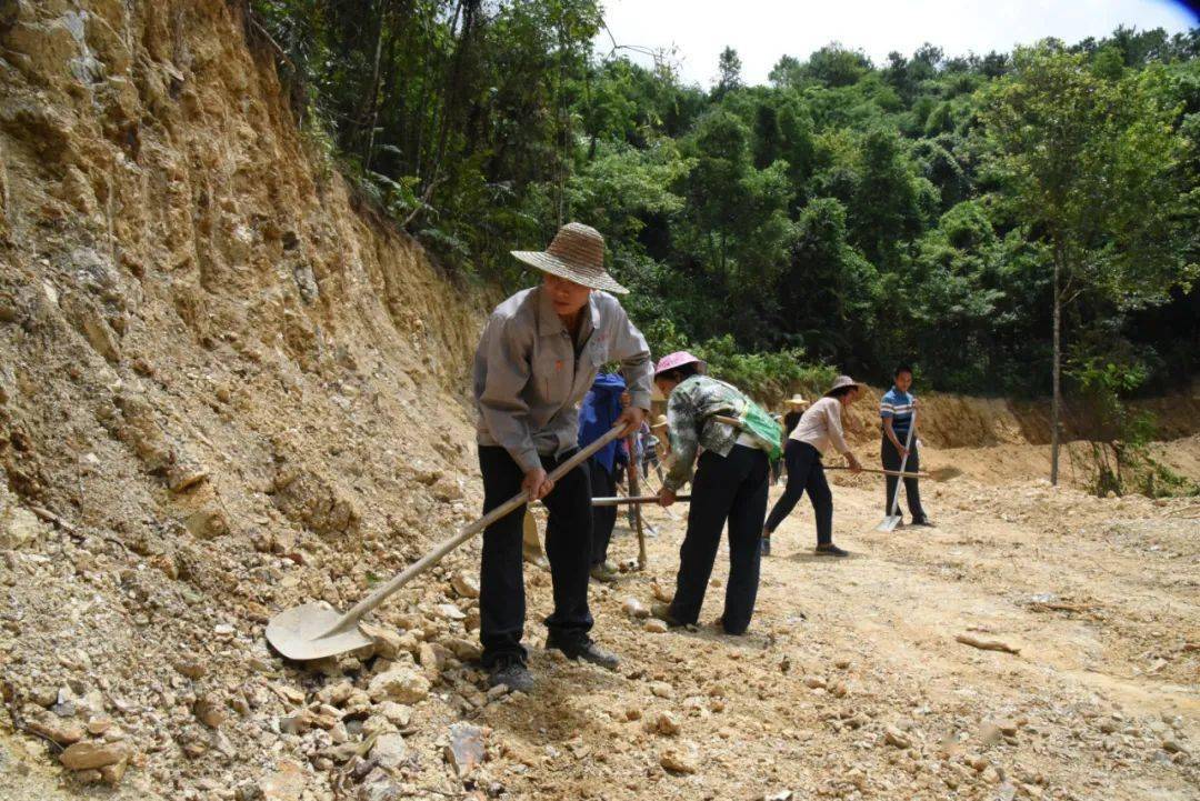 农民滞留地_多地清退超龄农民工