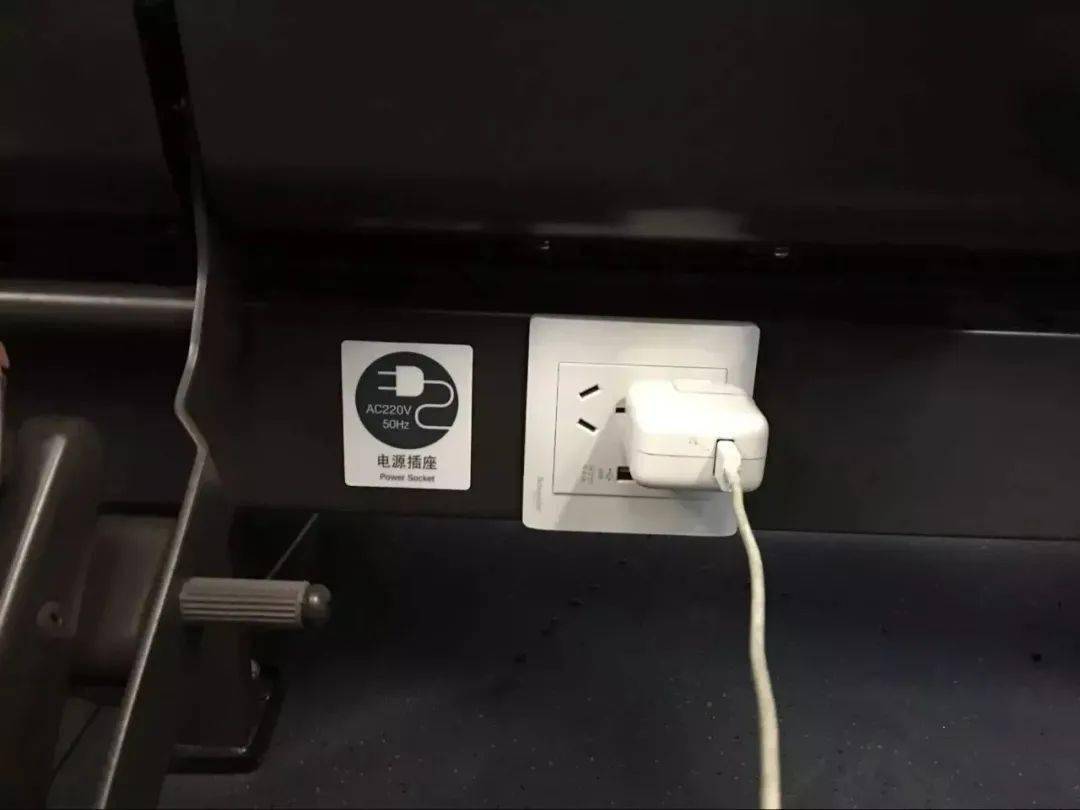 高铁上的WiFi能不能用了？ - 知乎
