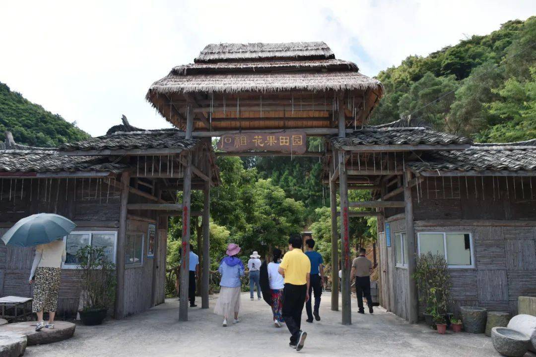 钦州市旅游品牌创建培训班在浦北石祖禅茶园成功举办