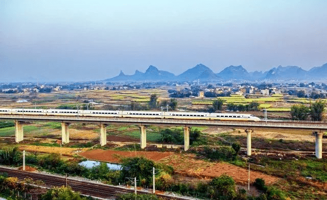 "城缘说,遇见对的人,来天柱婚恋网!