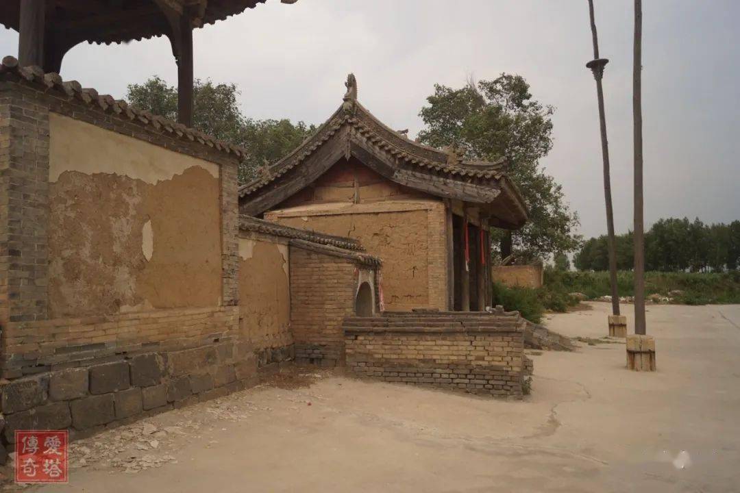 山西繁峙作头天齐庙壁画清代的女子十二乐坊