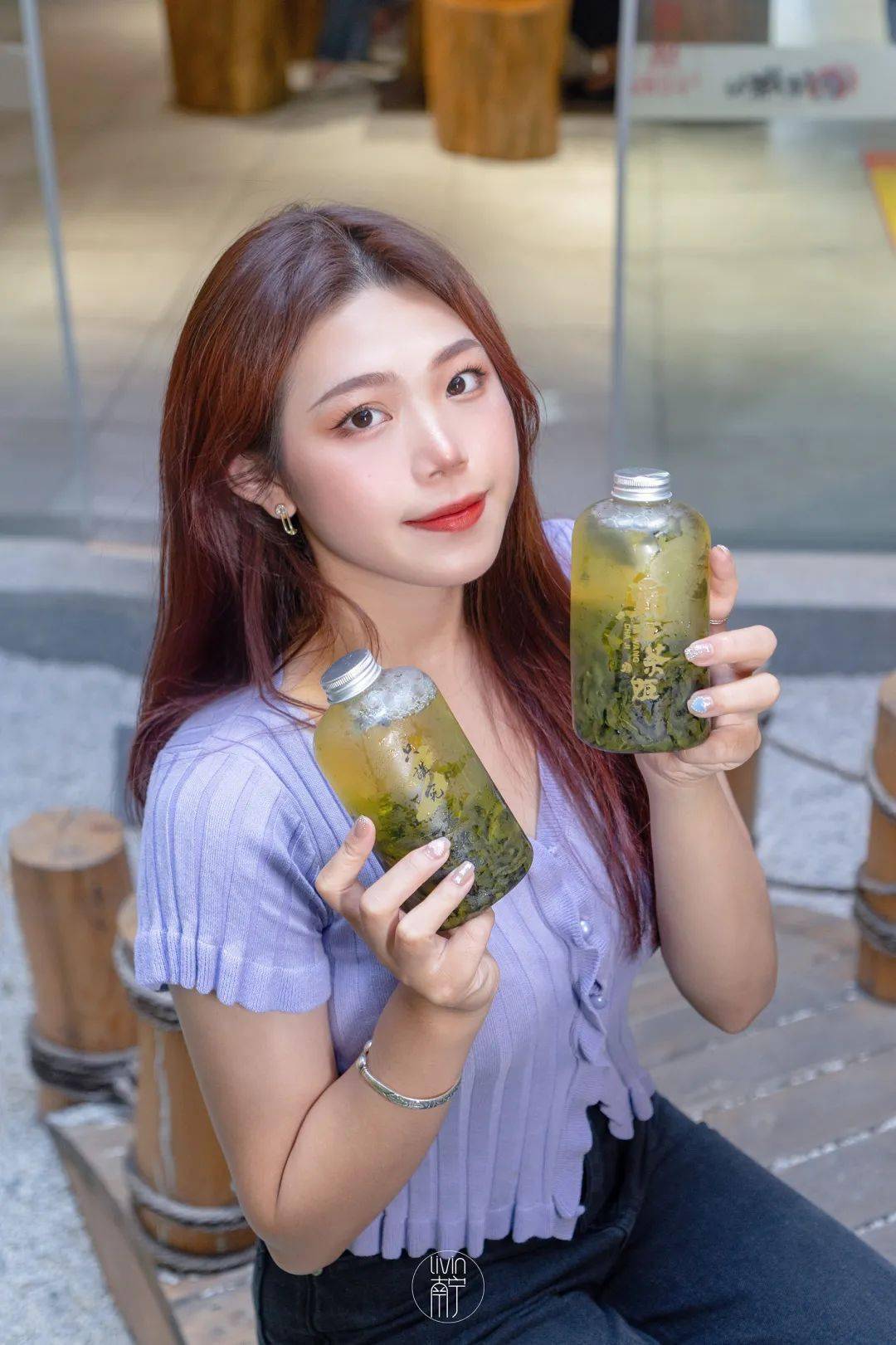 全场第二杯半价!霸王茶姬周年庆惊喜来袭!快来三街两巷huo它!