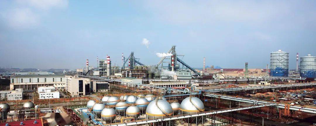 百炼成钢红钢魂永葆初心担使命凝心聚力谱新篇中冶宝钢传承红色基因