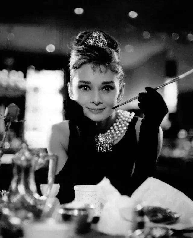 滑铁卢|观察｜被高估的“小哥电影”为何会滑铁卢？