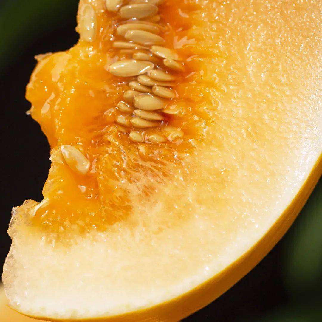 超甜的沙漠蜜瓜新鲜上市啦咬一口甘甜爆汁只卖3个月