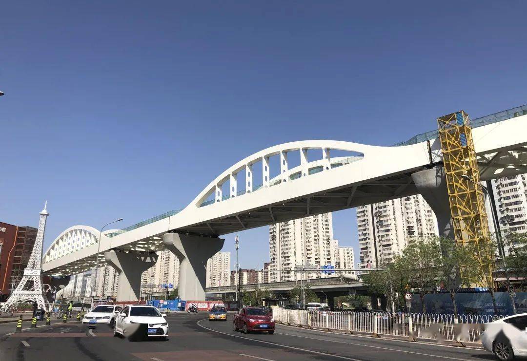 贯通s1线最后区间金安桥站至苹果园站7月21日零时经过5个月的日夜奋战