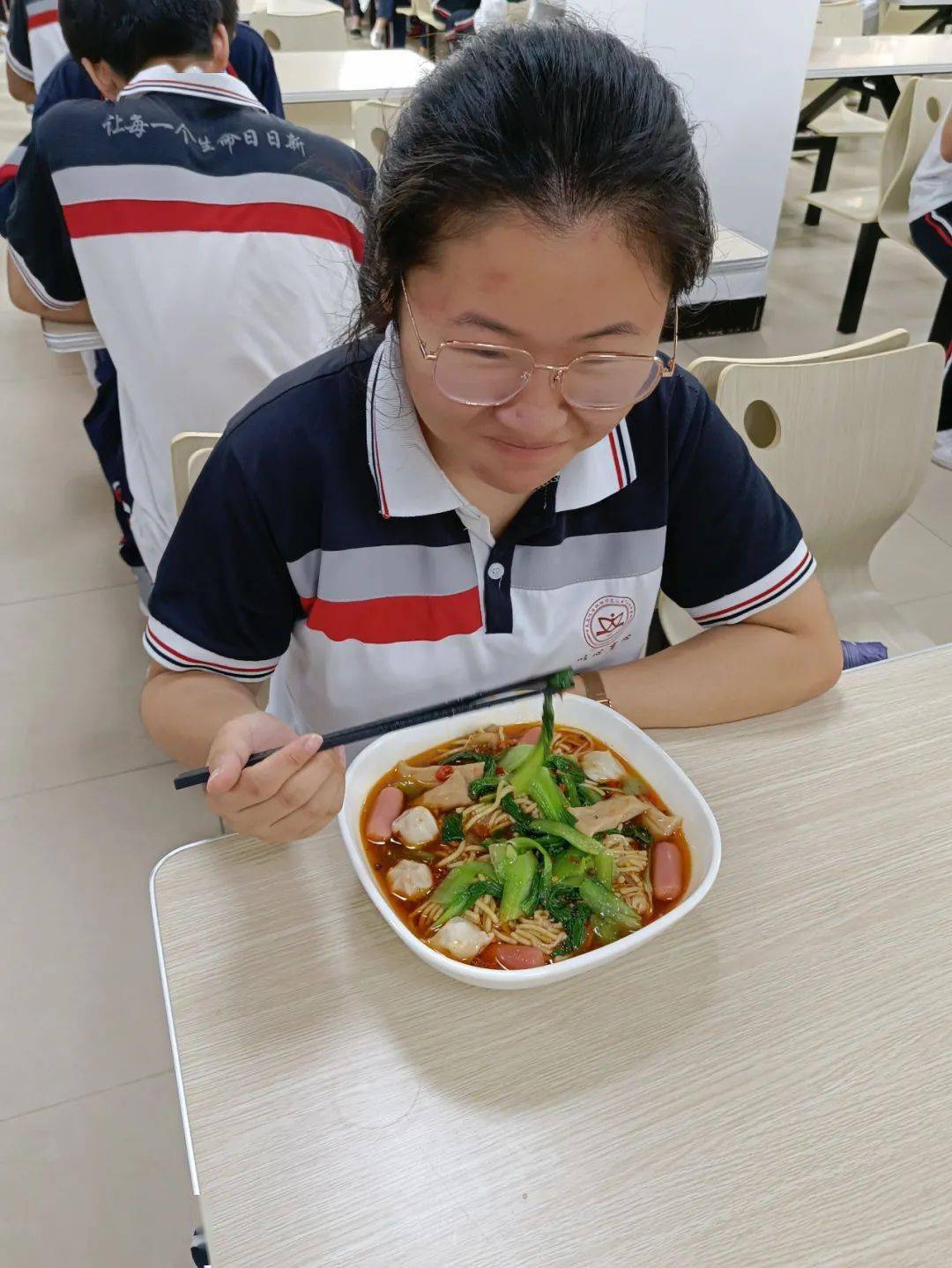 你说了算!十中"智慧食堂"上线啦!