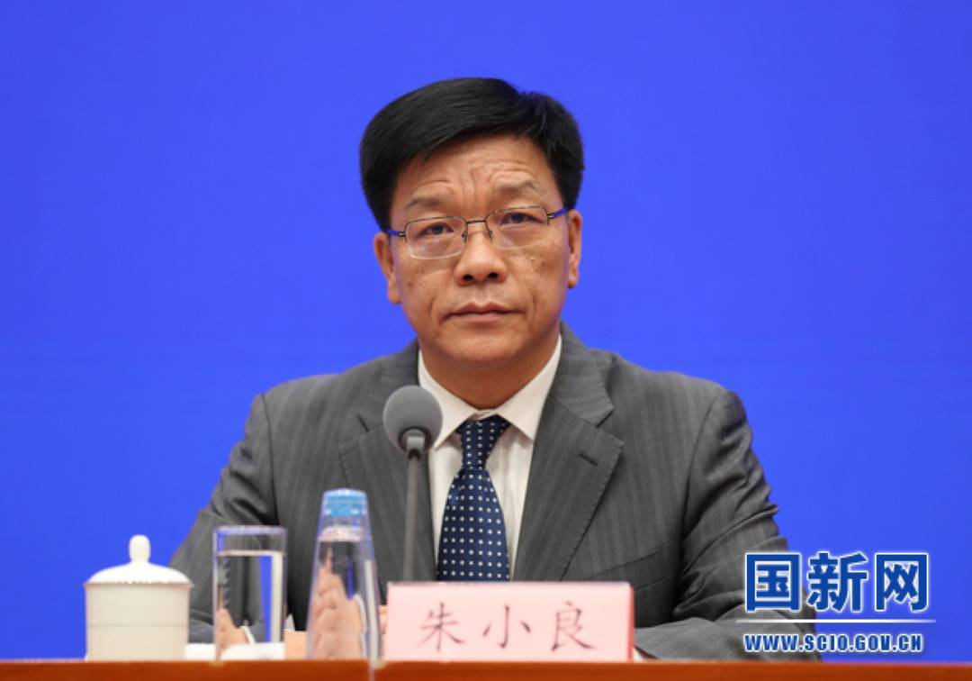 商务部谈服务消费:还会持续快速增长 占比会越来越高_朱小良