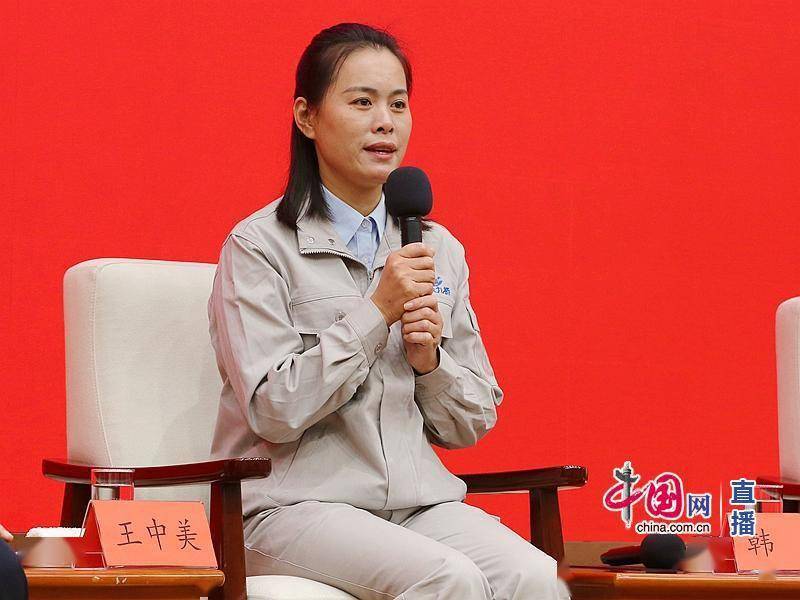 大国工匠王中美焊花飞溅看着很美女承父业坚守桥梁建设一线