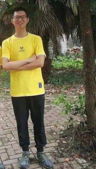 看明日长缨在手,何愁不缚苍龙.鲁一凡