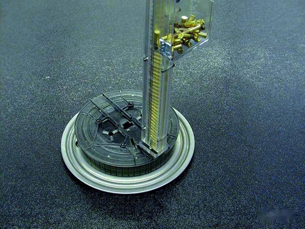 威力不够射速能凑泼水冲锋枪的意难平解读american180