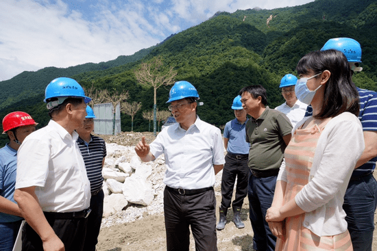 省自然资源厅党组书记,厅长孙建军一行率队赴雅调研指导
