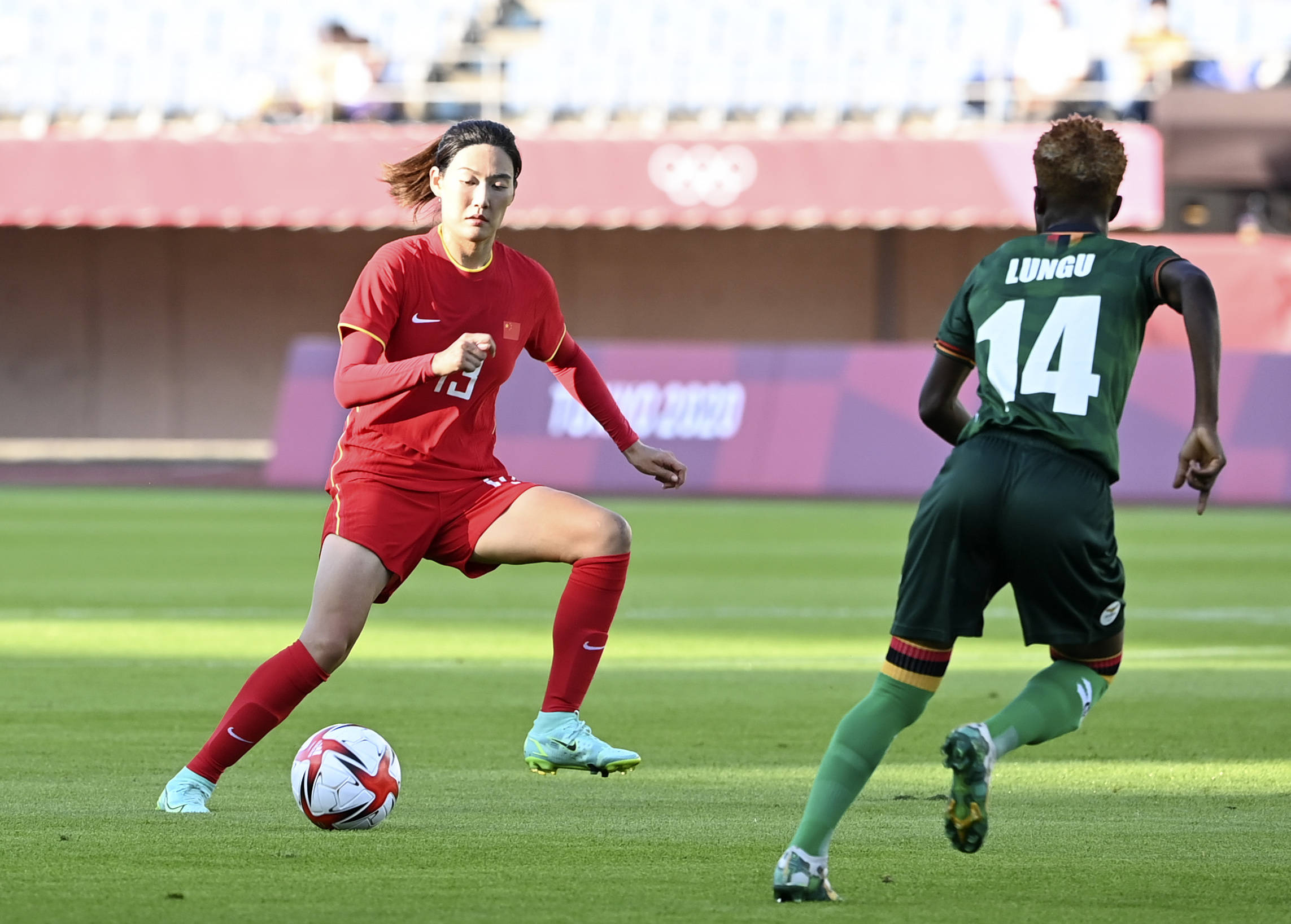 足球女足小组赛中国对阵赞比亚