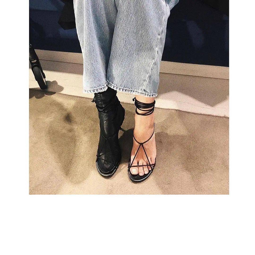 品牌|Phoebe Philo要回归，最期待她的鞋！