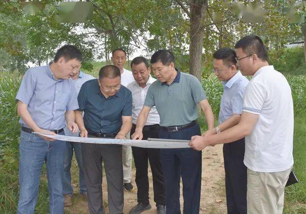 7月26日,颍泉区委副书记,区长刘万和带队督导防汛防台风工作,区政府