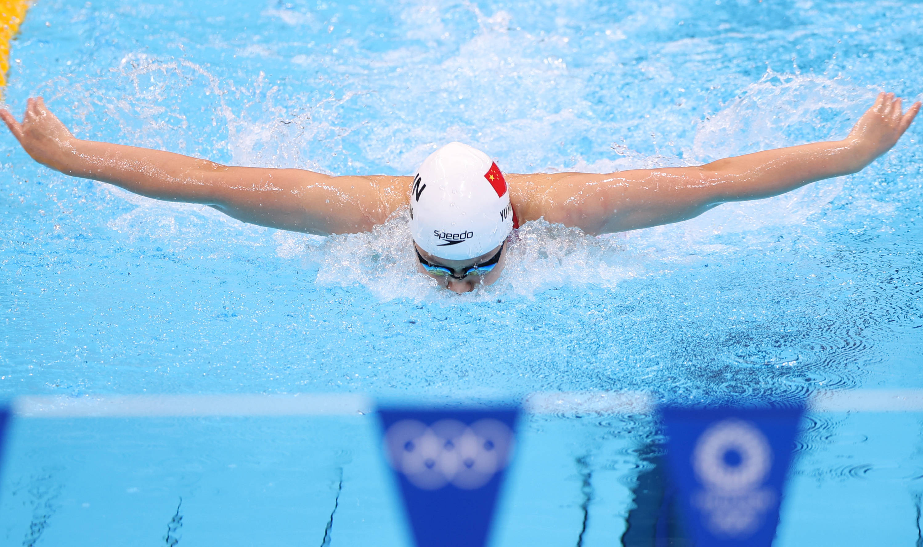 新华社记者 杜潇逸 摄当日,在东京奥运会游泳女子200米个人混合泳半
