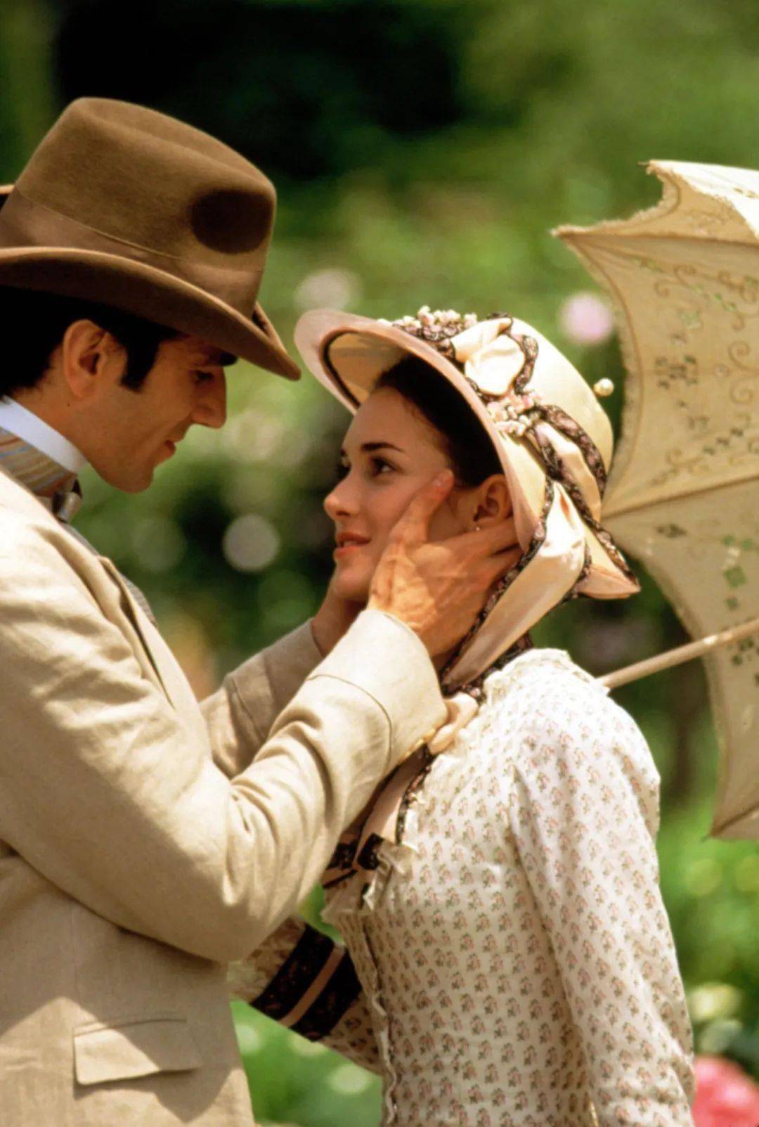 ÿһĻ�����ͻ�������Ů���Ψ�����鱯��