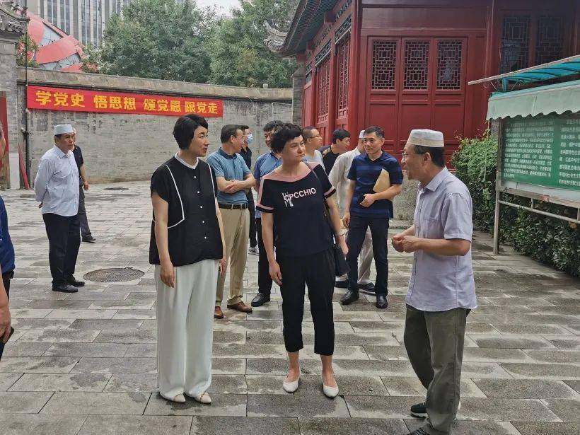宁夏回族自治区民委一行到红桥区天津清真大寺调研