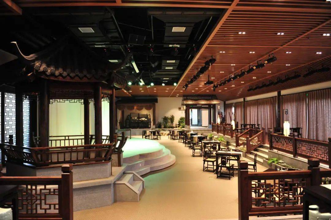 豫园61海上梨园开启驻场演出,吹牛,嘎山湖,逗乐一起嗨!