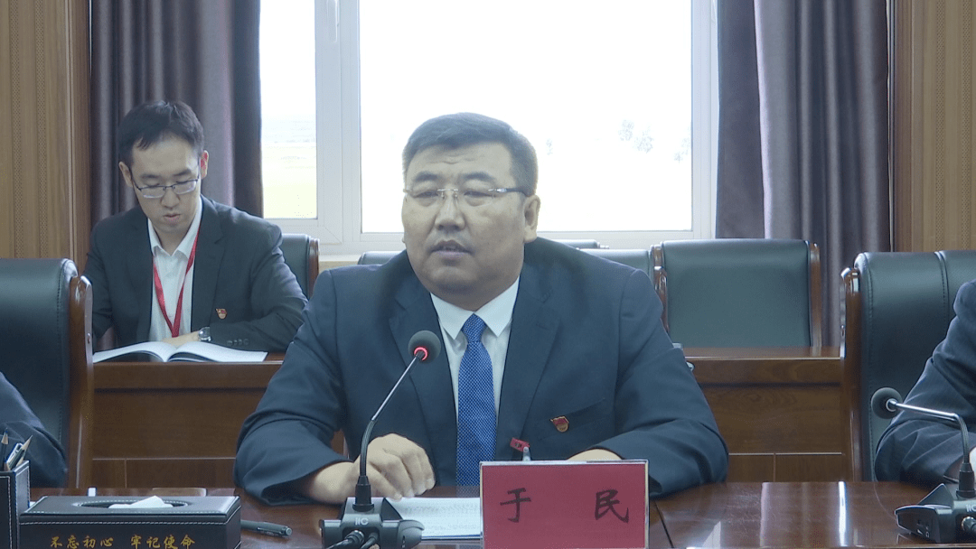 分团审议时,代表们就三个报告进行了认真讨论,为推动海拉尔区经济社会