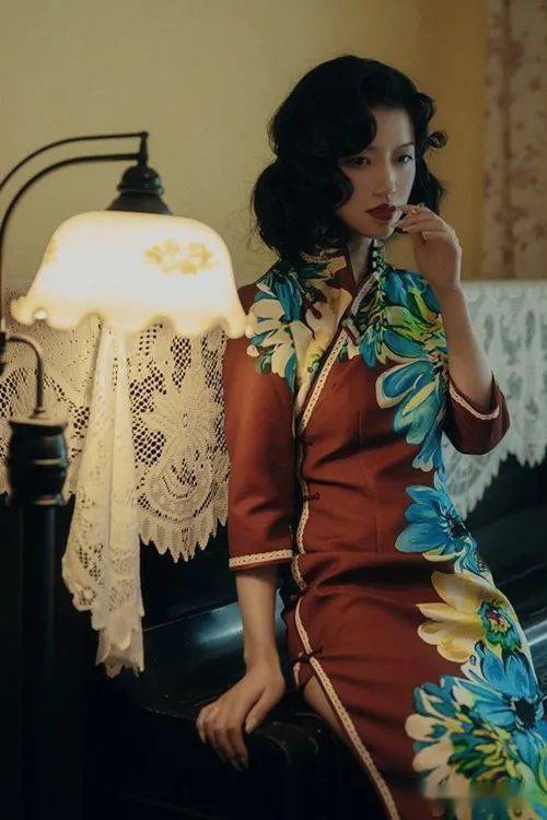 那些美到撩拨人心的人儿,穿越时光来见你!_旗袍