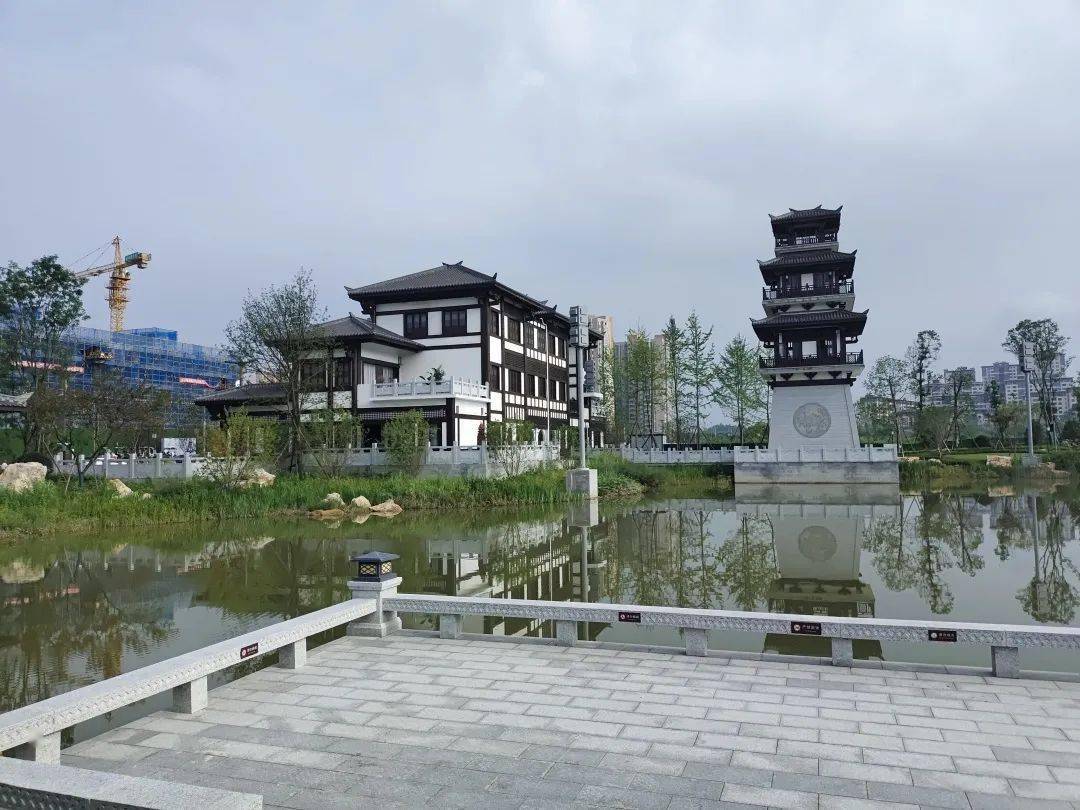 凤求凰公园丨生活的美好,是这里真正的风景_邛崃