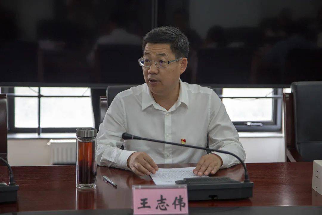 海淀区园林绿化局召开干部大会学习贯彻区委十二届十六次全会精神