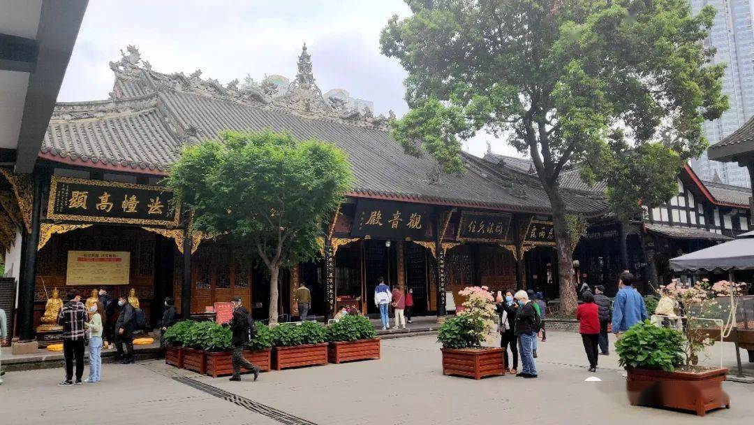 行走丨繁华之处大慈寺