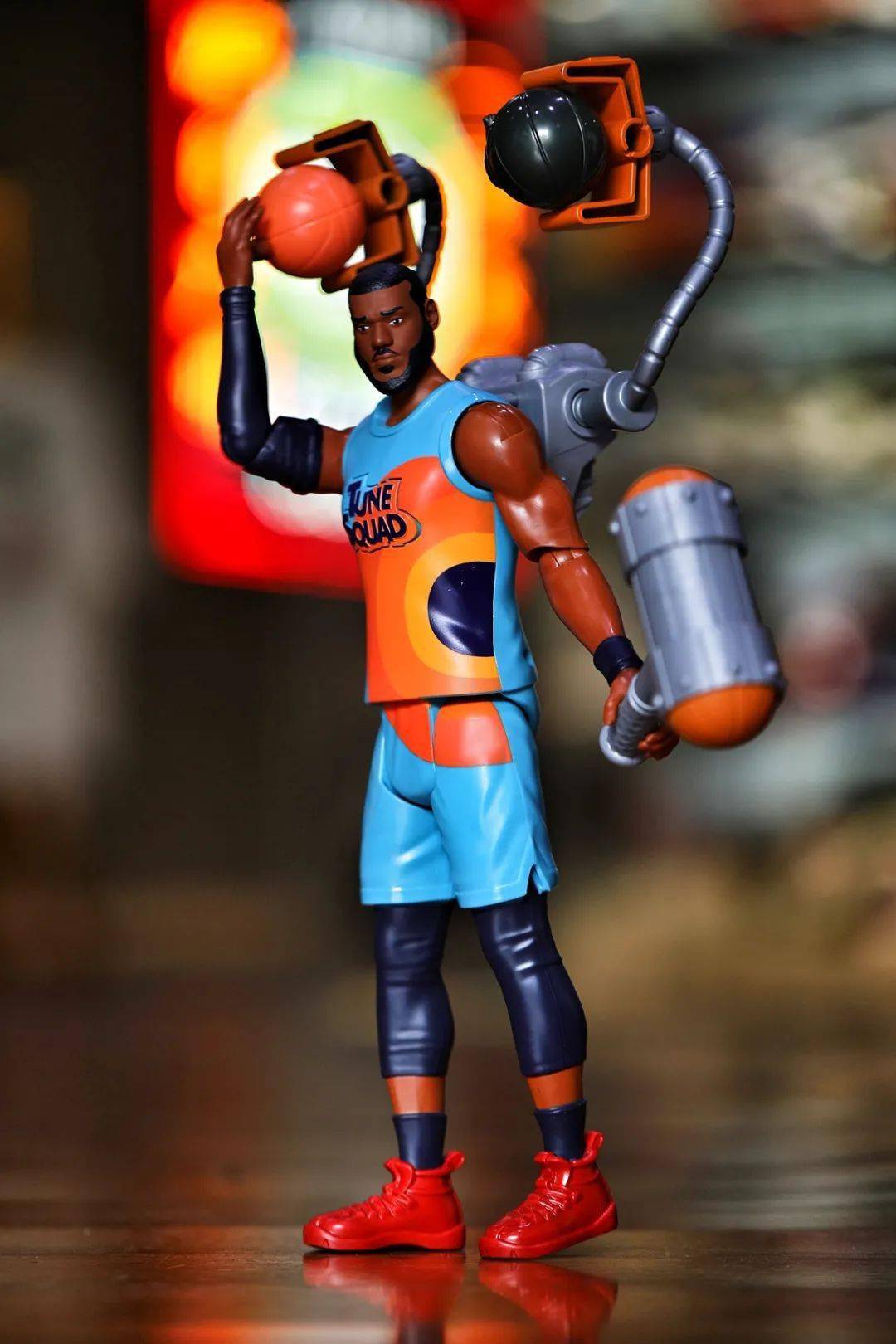 太空也入樽可以睇可以着仲可以玩67moosetoysspacejamanewlegacy