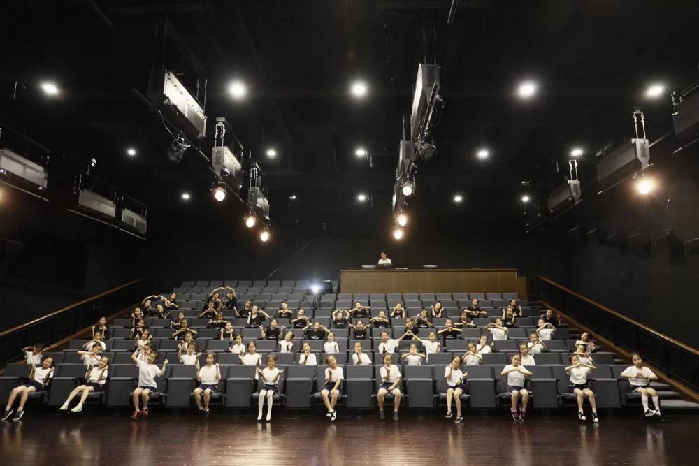 Ring|从亲子演出到后备厢市集，上海大剧院打造“小而美”艺术季